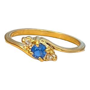 Vintage Ring Size 9 Blue Crystal Cocktail Ring 14KT Gold Plate Women's 14X